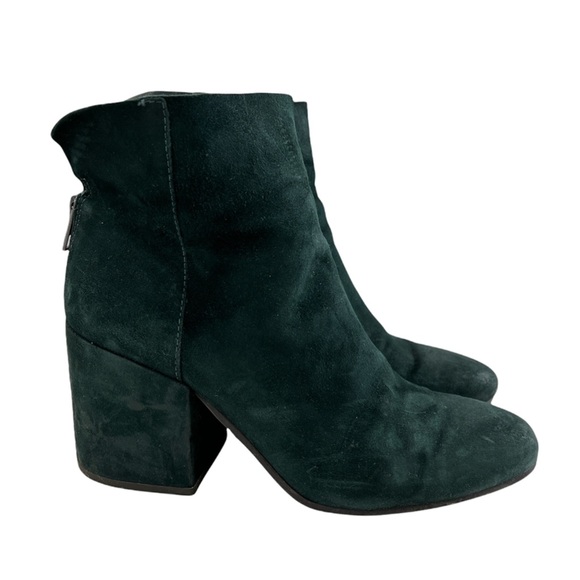 Lucky Brand Ravynn Suede Blocked Heel Ankle Booties Size 8.5M - Picture 4 of 16